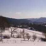 بيت ضيافة Reiterhof Und Eichenhof 3*