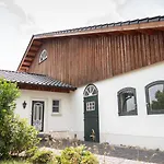 Reiterhof Und Eichenhof بيت ضيافة 3*