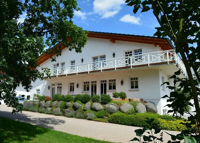 Reiterhof Und Eichenhof 3*